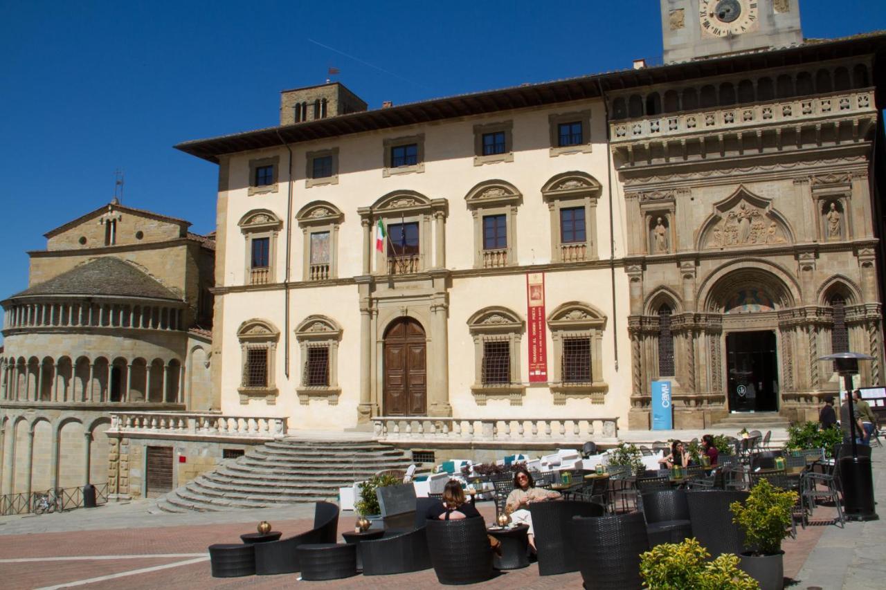 Santa Croce Charme Apartment Arezzo Luaran gambar